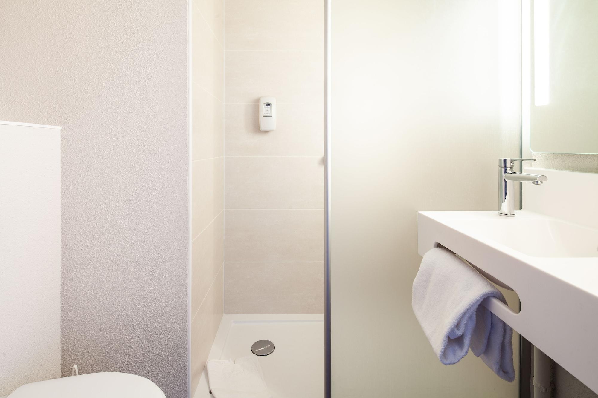 B&B Hôtel MEAUX Ngoại thất bức ảnh